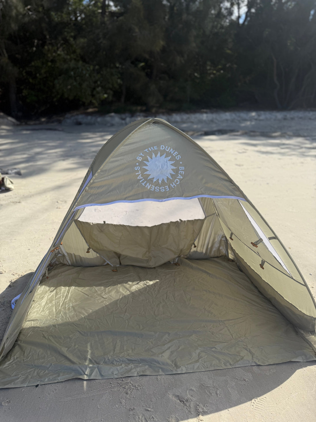 How to Set Up and Pack Up a Beach Tent!